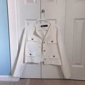 BRAND NEW Zara White Blazer with Gold Buttons and Pockets Size M Medium